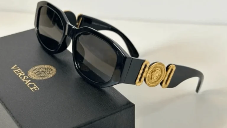 Premium Versace sunglasses are available at our optical shop in Qatar.
